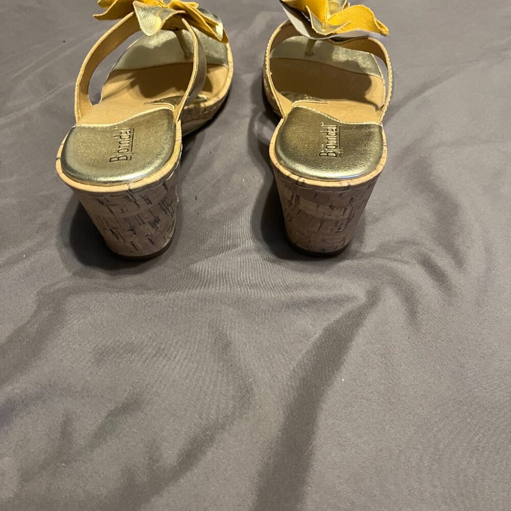 Bjorndal "Lana" Women's Size 9 Sandals 2.5" Cork Heel - new in box - Picture 6 of 6